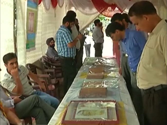 معرض في كشمير الهندية يضم مخطوطات نادرة للقرآن الكريم