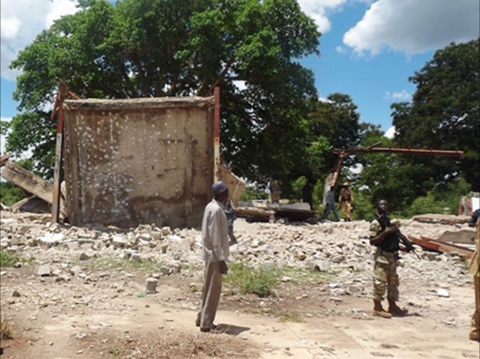 واو – جنوب السودان – احدي المباني الحكومية التي تضررت من احداث مدينة واو الاخيرة – 3 يوليو 2016م – تصوير / مثيانق شريلو .
