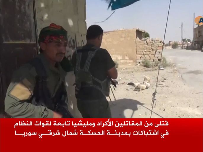 قالت مصادر محلية للجزيرة إن اشتباكات تجددت في مدينة الحسكة شمال شرقي سوريا بين قوات الأمن الداخلي الكردية (الأساييش) ومليشيا الدفاع الوطني التابعة لقوات النظام,
