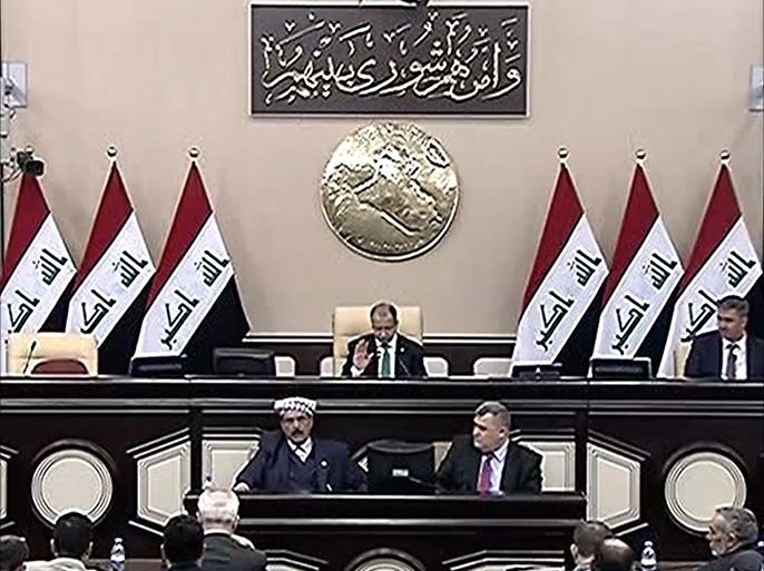 البرلمان العراقي يقيل وزير الدفاع