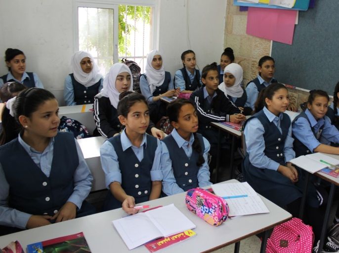فلسطين-القدس- مدرسة دار الفتاة اللاجئة - انطلاق العام الدراسي 2016-2017-