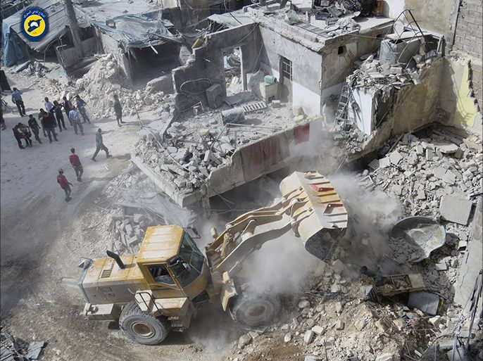الغارات الروسية التي دمرت مبنى سكني بحي الفردوس في #حلب.jpg