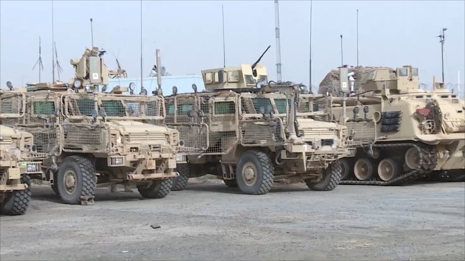 القوات العراقية استعادت وسط القيارة وتخطط للهجوم على الموصل (الجزيرة)