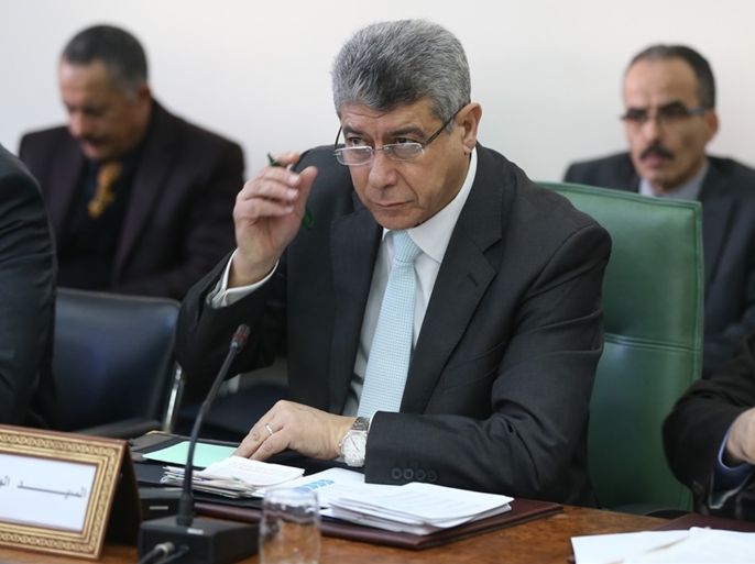 وزير العدل التونسي غازي الجريبي يتحدث خلال جاء جلسة استماع بمجلس نواب الشعب (البرلمان)خصصت لبحث منظومة السجون وسياسات الوزارة في التعاطي مع الجرائم الإرهابية والجرائم العامة