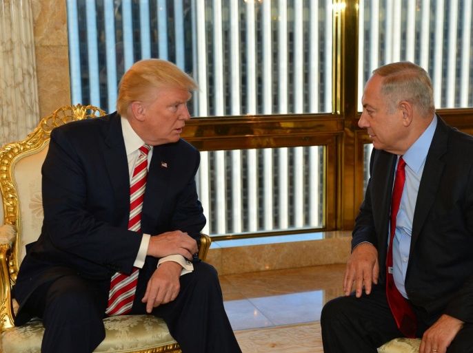 Israeli Prime Minister Benjamin Netanyahu (R) speaks to Republican U.S. presidential candidate Donald Trump during their meeting in New York, September 25, 2016. Kobi Gideon/Government Press Office (GPO)/Handout via REUTERS ATTENTION EDITORS - THIS IMAGE HAS BEEN SUPPLIED BY A THIRD PARTY. FOR EDITORIAL USE ONLY.