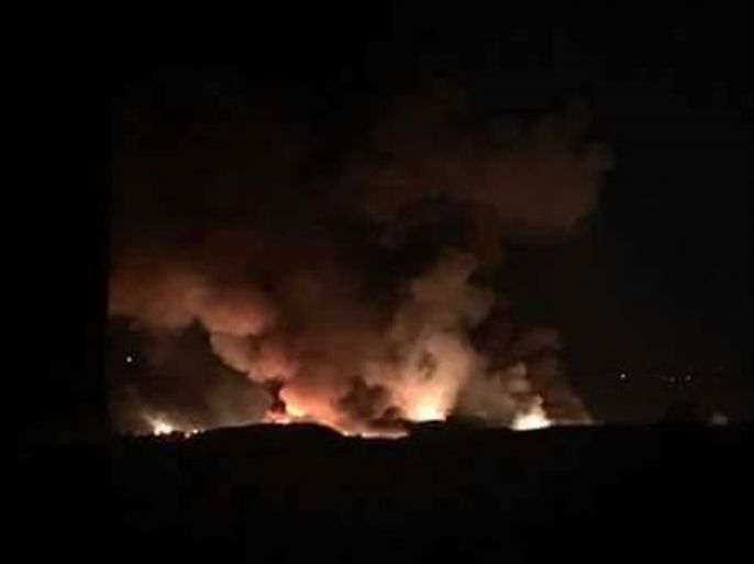 صورة نشرتها شبكة شام الإخبارية السورية لحرائق حول مطار المزة العسكري جنوب غرب دمشق