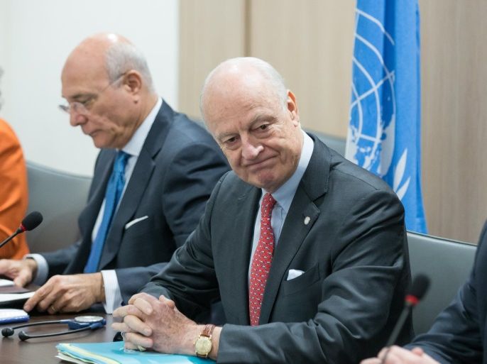 UN Special Envoy for Syria Staffan de Mistura (C) attends a meeting of Intra-Syria peace talks with Syrian government delegation at Palais des Nations in Geneva, Switzerland, 24 February 2017. The latest round of peace talks of Syria kicked off in Geneva, seeking to broker a political end to the long time conflict in the war-torn country.