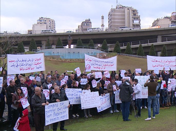 عراقيون يعتصمون للمطالبة باعادة توطينهم في بلد آخر