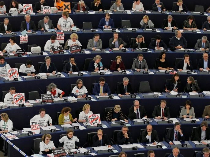 Members of the European Parliament take part in a voting session on the the Comprehensive Economic Trade Agreement (CETA) between the EU and Canada, in Strasbourg, France, February 15, 2017. REUTERS/Vincent Kessler