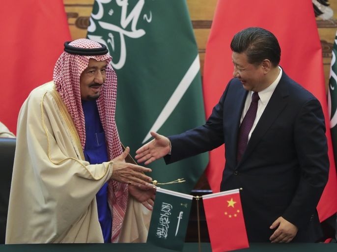 BEIJING, CHINA - MARCH 16: Chinese President Xi Jinping (R) shake hands with Saudi Arabia's King Salman bin Abdulaziz Al Saud during a signing ceremony at the Great Hall of the People on March 16, 2017 in Beijing, China. At the invitation of President Xi Jinping, King Salman Bin Abdul-Aaziz Al-Saud of the Kingdom of Saudi Arabia will pay a state visit to China from March 15 to 18, 2017. (Photo by Lintao Zhang/Pool/Getty Images)