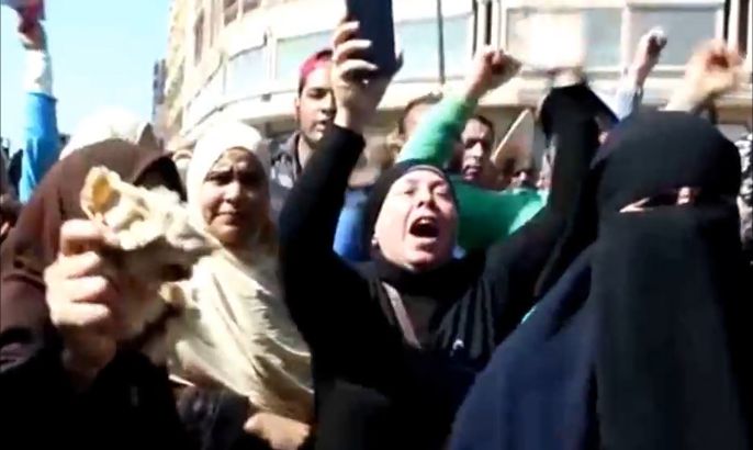 لقطات للجزيرة من احتجاجات أزمة الخبز في مصر