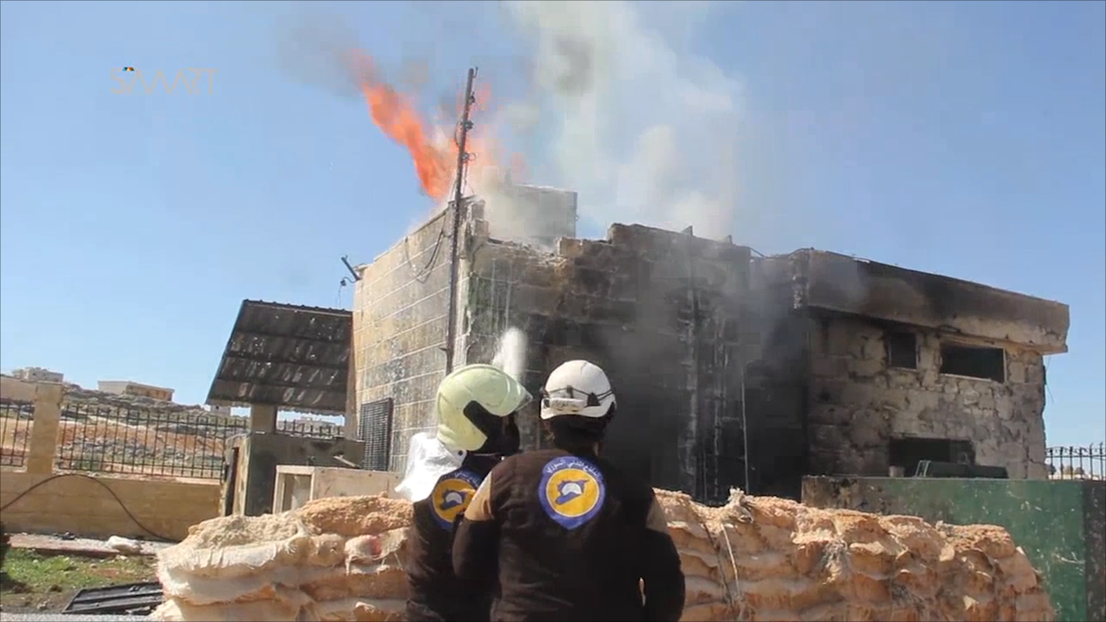 غارات بالقنابل العنقودية تستهدف مستشفى كفرنبل في إدلب (ناشطون-أرشيف)