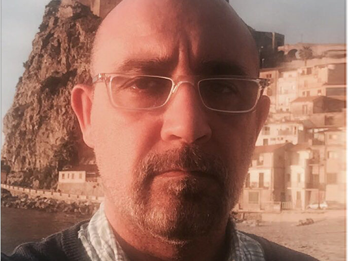 محمد فؤاد: حفتر يقلد بشار الأسد (الجزيرة)