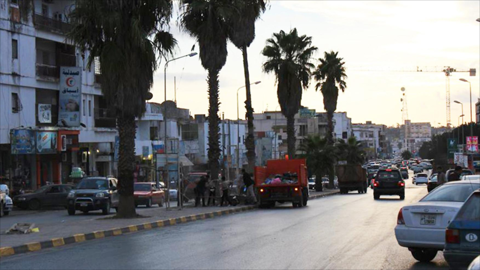 ‪أحد شوارع مدينة البيضاء شرق ليبيا‬ (الجزيرة)