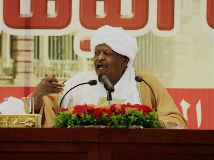 رئيس الوزراء السوداني الفريق بكري حسن صالح.. الجزيرة نت