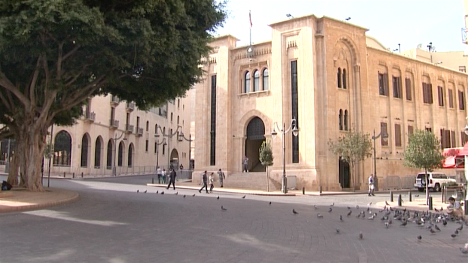 مبنى البرلمان اللبناني في العاصمة بيروت (الجزيرة)