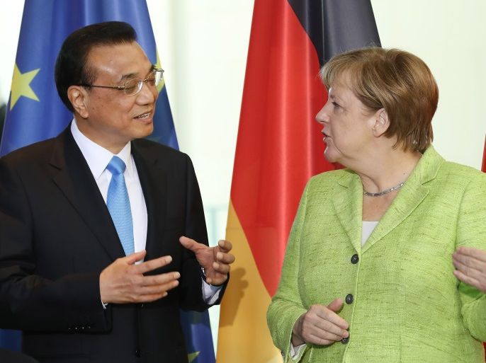 BERLIN, GERMANY - JUNE 01: German Chancellor Angela Merkel and Chinese Prime Minister Li Keqiang attend the signing of joint agreements of intent at the Chancellery on June 1, 2017 in Berlin, Germany. German and Chinese representatives signed a series of agreements at today's ceremony, mostly between German and Chinese companies. The Chinese delegation is in Berlin for two days to meet with the German government over possibilities for further economic and other forms