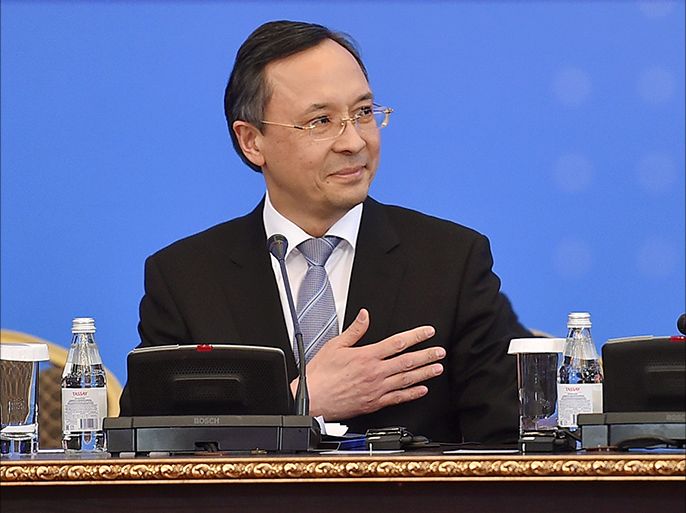 epa05744041 Kazakh Foreign Minister Kairat Abdrakhmanov (C) attends talks on the Syrian conflict, Astana, Kazakhstan, 23 January 2017. Representatives of Russia, Turkey and Iran are meeting in Astana from 23 to 24 January 2017 with the aim of strengthening a ceasefire that has largely held despite incidents of violence across Syria. EPA/IGOR KOVALENKO