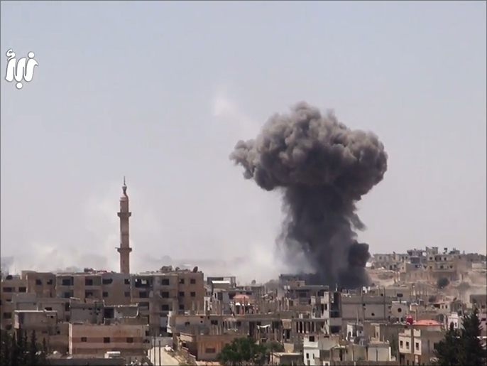 النظام يصعد قصفه الجوي وهجماته على أحياء المعارضة في درعا (ناشطون)