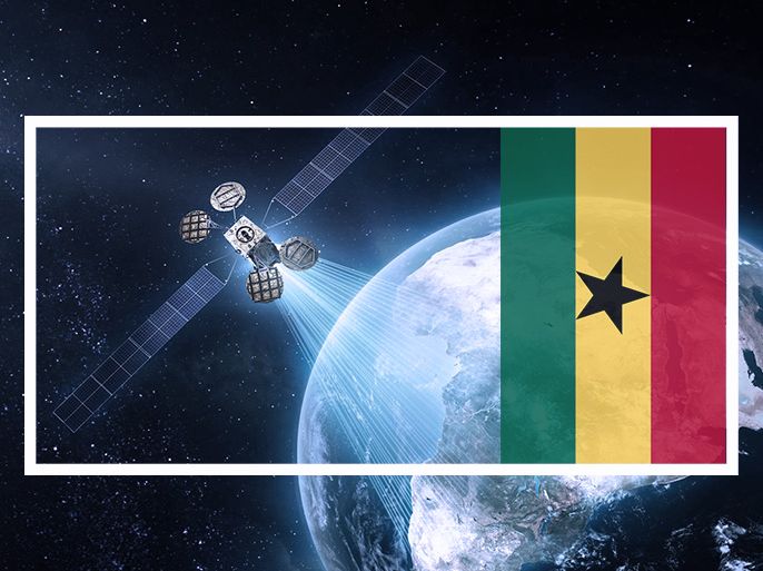 الموسوعة - علم غانا مع قمر صناعي في الفضاء