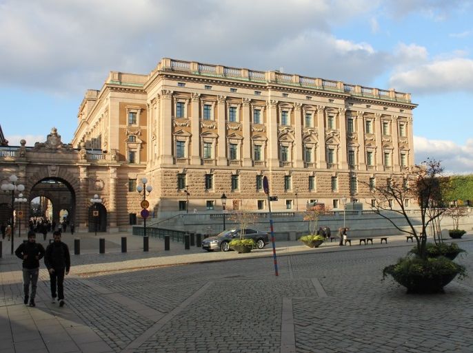 مشهد لمبني البرلمان السويدي في العاصمة ستوكهولم حيث صادق غالبية أعضائه على قرارات الحكومة تشديد قوانين اللجوء
