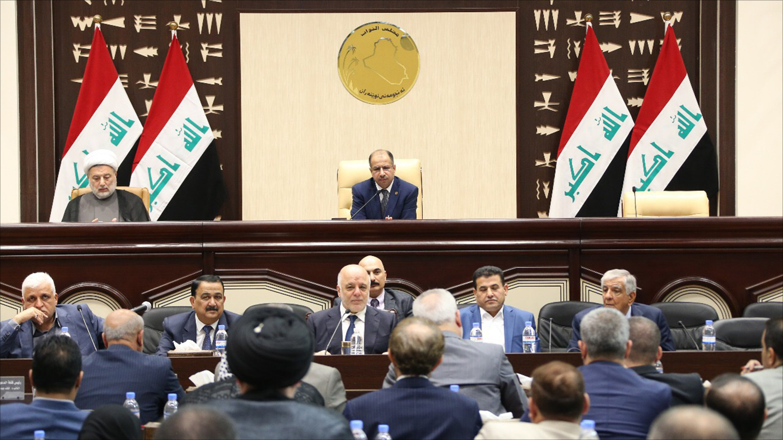 ‪البرلمان العراقي أصدر قرارا يلزم بغداد بنشر قواتها في المناطق المتنازع عليها‬ (الجزيرة)