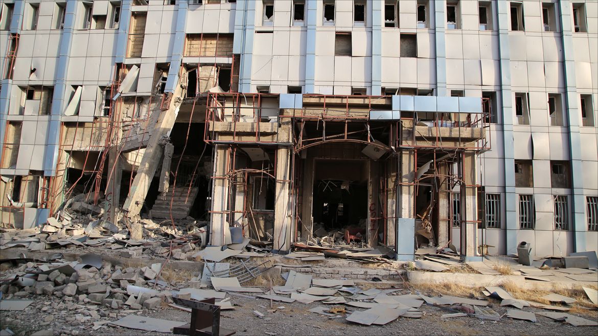 تم تعطيل عمل معظم مستشفيات المدينة بسبب القصف الجوي والمدفعي
