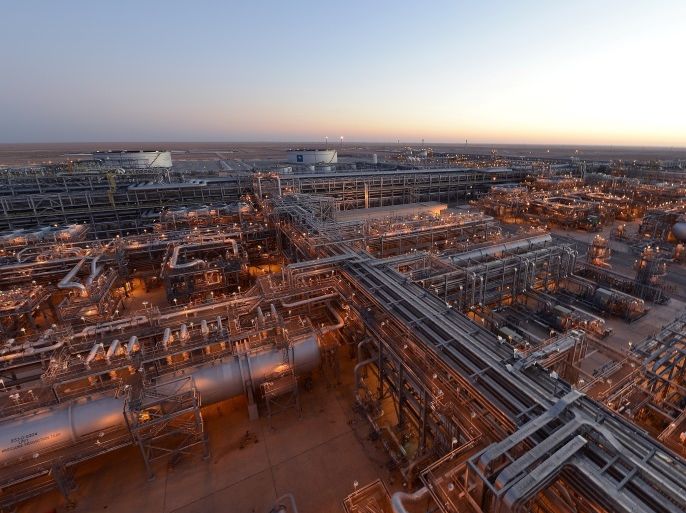 A view shows Saudi Aramco's khurais mega project, Saudi Arabia February 5, 2013. Picture taken February 5, 2013. Saudi Aramco/Handout via REUTERS ATTENTION EDITORS - THIS PICTURE WAS PROVIDED BY A THIRD PARTY.