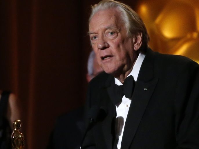 9TH Governors Awards – Show – Los Angeles, California, U.S., 11/11/2017 - Actor Donald Sutherland accepts the Governors Award. REUTERS/Mario Anzuoni