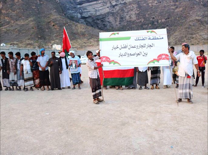 تتمتع سلطنة عمان بحضور سياسي واقتصادي وقبلي كبير في محافظ المهرة اليمنية (الجزيرة نت)