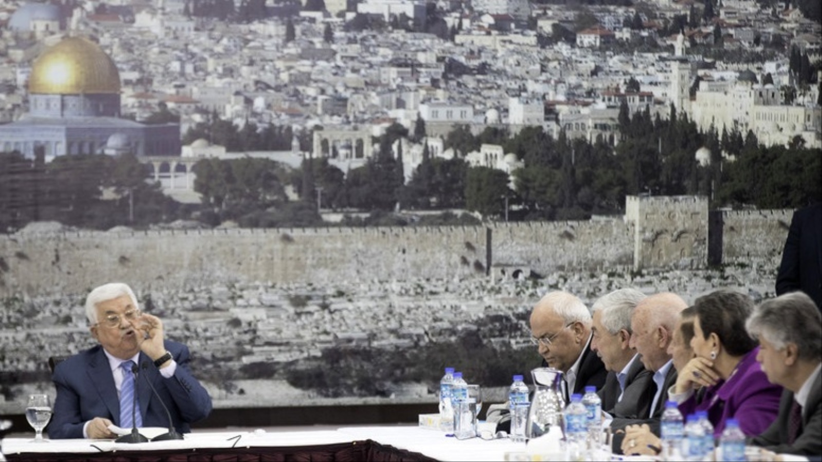 ‪عباس تحدث عن تحرك يستهدف انضمام فلسطين إلى 22 منظمة دولية تابعة للأمم المتحدة‬ (الأوروبية)