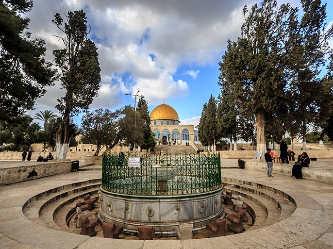 فلسطين- القدس- قبة الصخرة وسبيل الكأس
