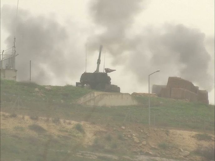 قصف مدفعي مكثف يستهدف مواقع قوات وحدات حماية الشعب الكردية و معارك كر و فر في منطقة عفرين