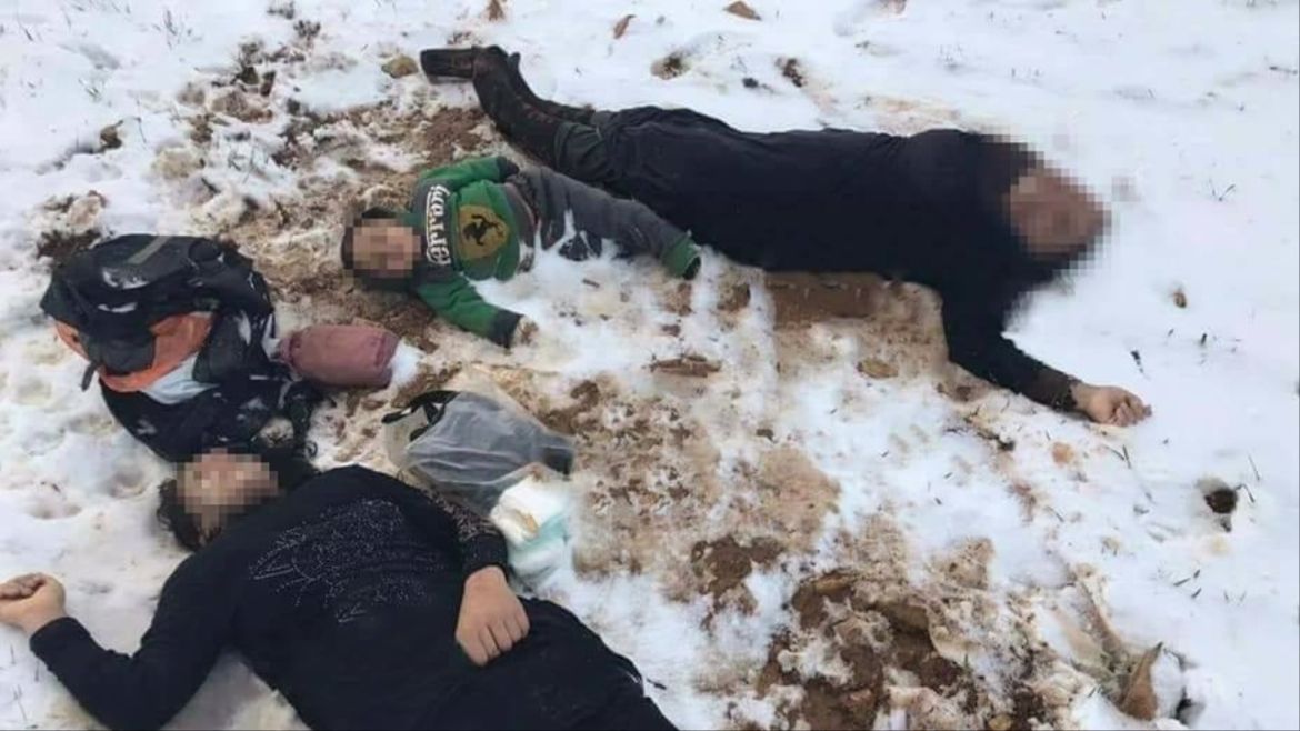 لاجئون سوريون يموتون من البرد أثناء نزوحهم إلى لبنان
