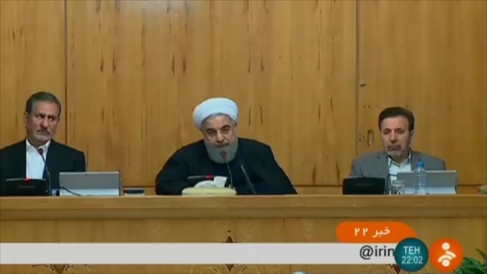 روحاني أكد أن الدستور يكفل للشعب حرية التعبير عن رأيه (وكالات)