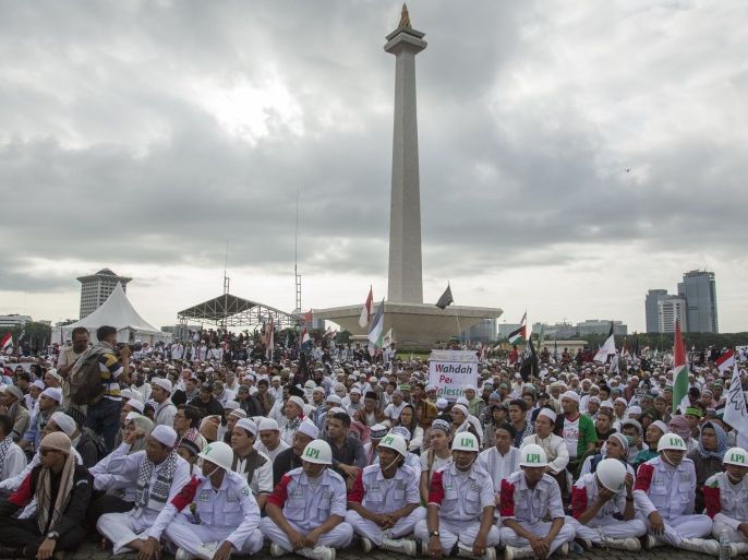 خمسة ملايين إندونيسي احتشدوا في ساحة الاستقلال احتجاجا على قرار ترمب اعتبار القدس عاصمة لإسرائيل