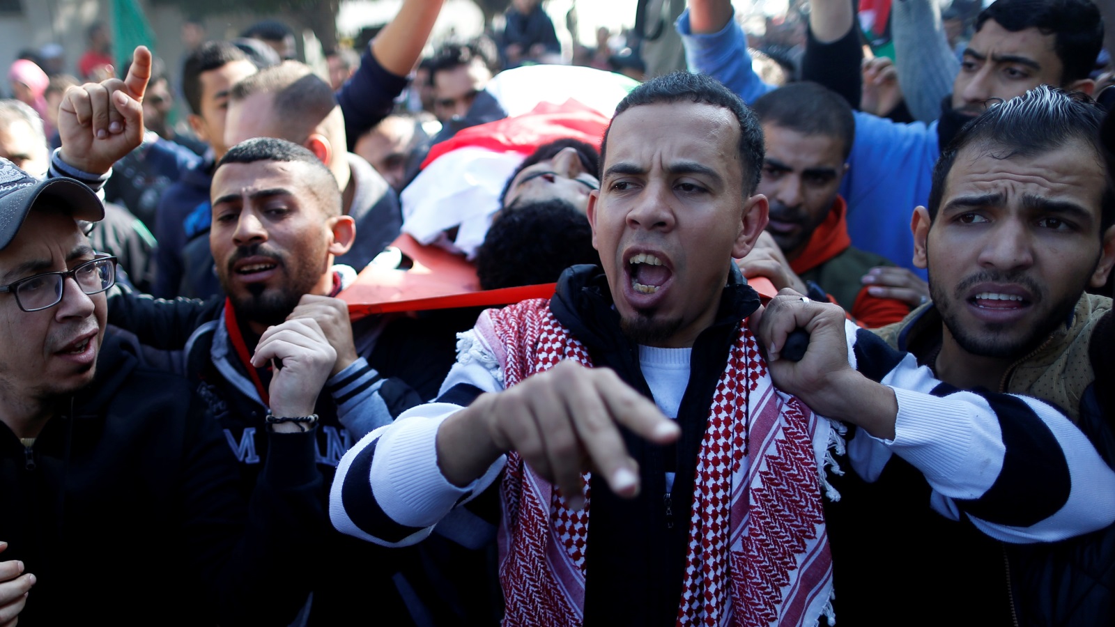 ‪الفلسطينيون قدموا العديد من الشهداء خلال احتجاجاتهم الرافضة لقرار ترمب‬ الفلسطينيون قدموا العديد من الشهداء خلال احتجاجاتهم الرافضة لقرار ترمب (رويترز)