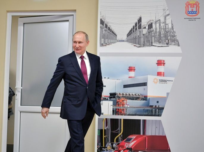 Russian President Vladimir Putin arrives for a ceremony launching Mayakovskaya and Talakhovskaya thermal power plants in Kaliningrad region, Russia March 2, 2018. Sputnik/Alexei Druzhinin/Kremlin via REUTERS ATTENTION EDITORS - THIS IMAGE WAS PROVIDED BY A THIRD PARTY.