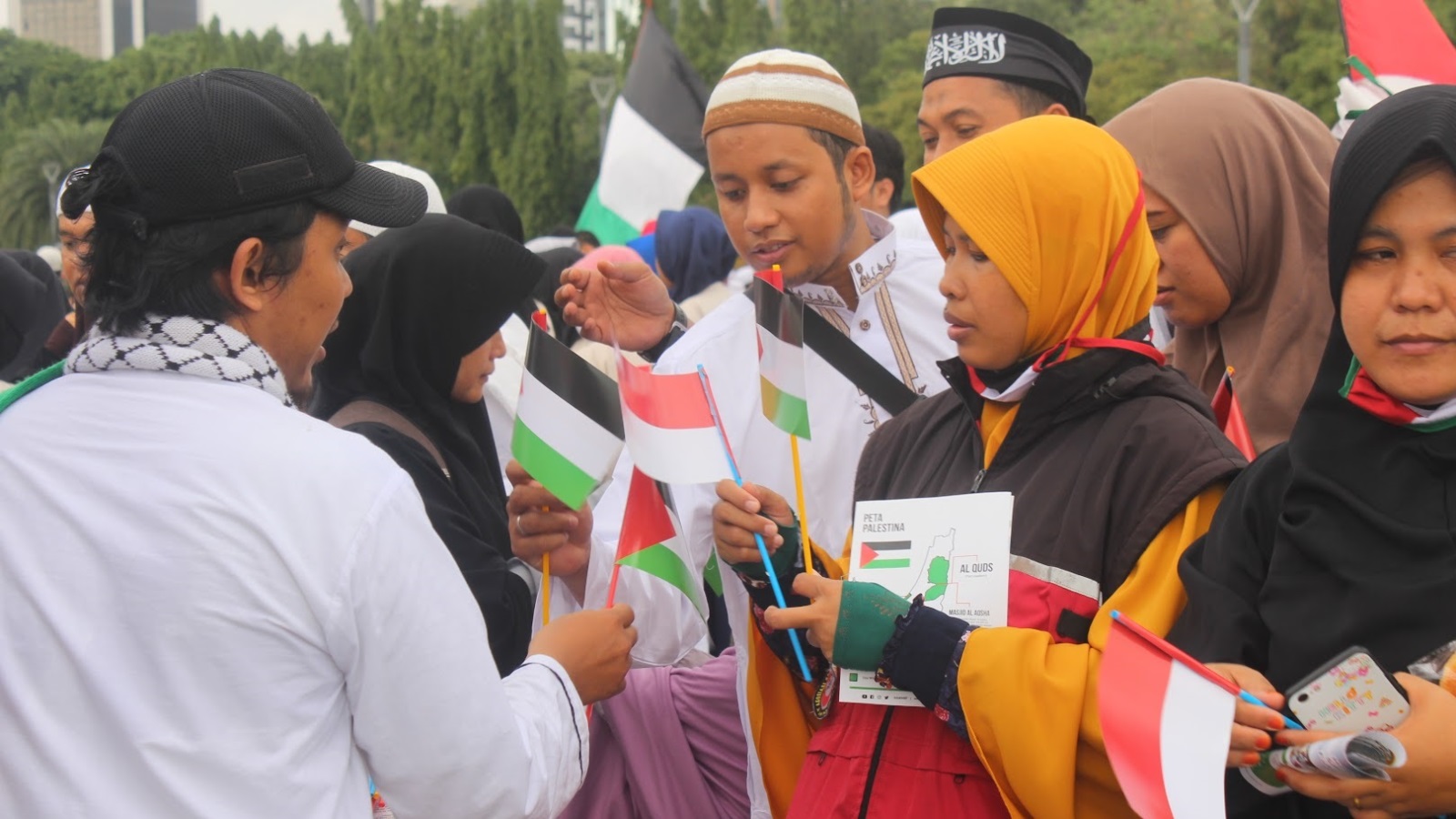 للقدس والقضية الفلسطينية مكانة مميزة في وجدان الشعب الإندونيسي (الجزيرة)