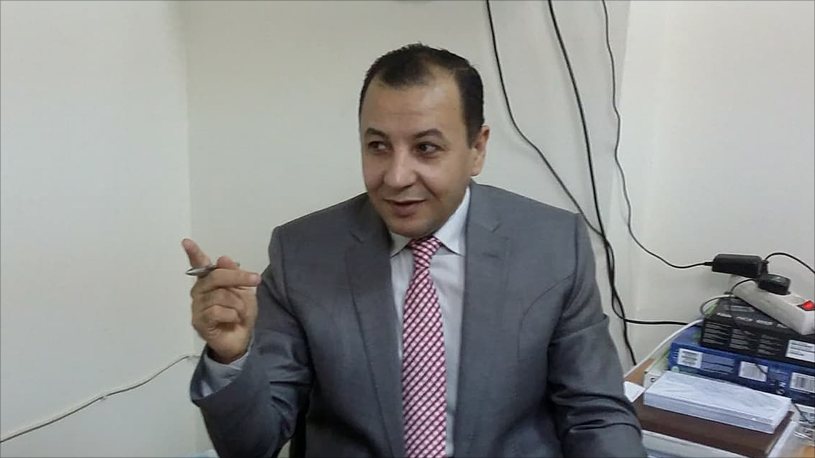‪مجدي حمدان نائب رئيس حزب الجبهة الديمقراطية‬  (الجزيرة)