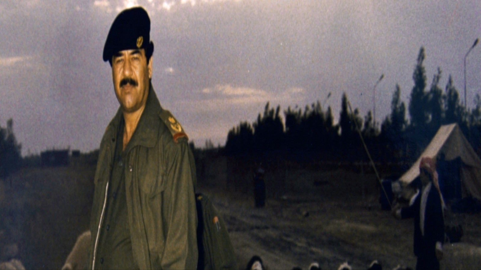 ‪لا يزال مكان جثة صدام حسين لغزا‬ لا يزال مكان جثة صدام حسين لغزا (رويترز)