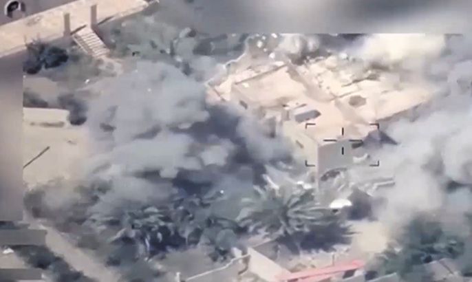 مكتب العبادي: طائرات عراقية قصفت مواقع لتنظيم الدولة بسوريا