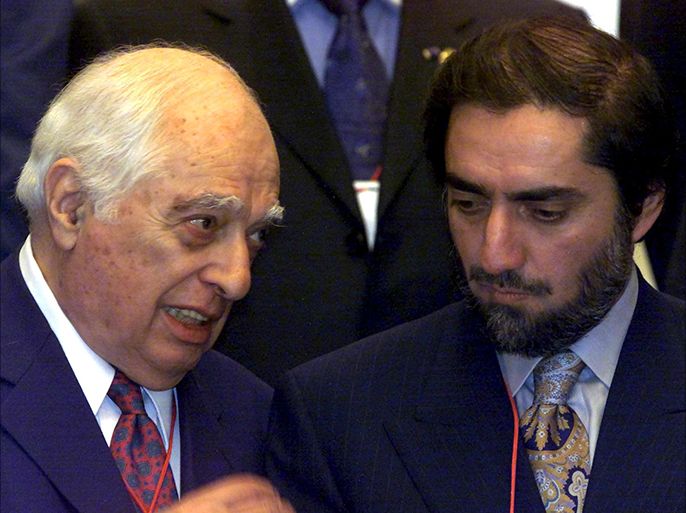 IST09 - 20020212 - ISTANBUL, TURKEY : Prof. Bernard Lewis who is Professor of Near Eastern Studies at Princeton University (L) chats with Interim Afganistan Foreign Minister Abdoullah Abdoullah (R) during the OIC - EU Joint Forum Family picture in Istanbul, Tuesday 12 February 2002. Ministers from the Organization of the Islamic Conference (OIC) and the European Union (EU) meet in an Ottoman palace on the shores of the Bosporus for a two-day conference to promote understanding and cooperation. EPA PHOTO POOL/KERIM OKTEN/MS/ED