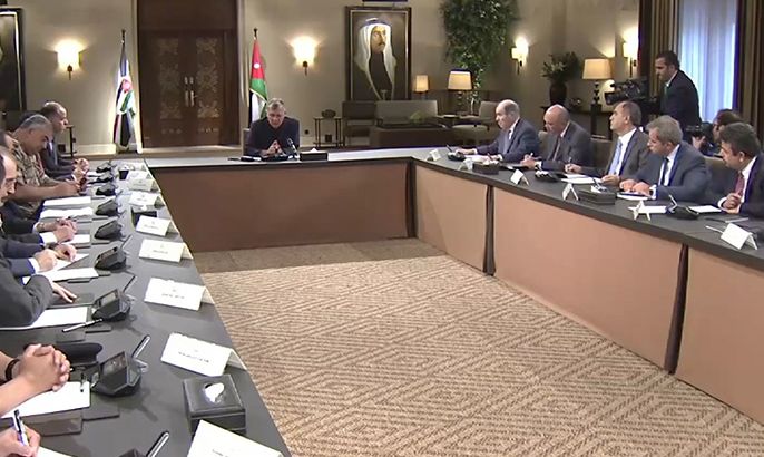 ملك الأردن يدعو الحكومة ومجلس الأمة لحوار عقلاني