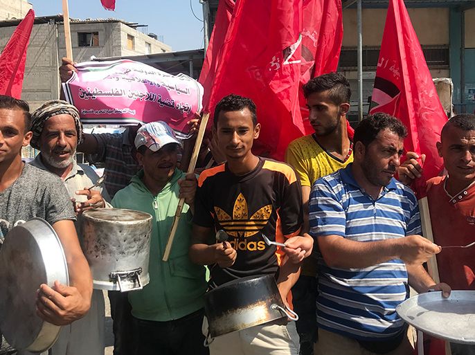 6. غزة، سبتمبر 2018، لاجئون يدقون ناقوس الخطر من تجويعهم جراء وقف التمويل الأمريكي للأونروا.