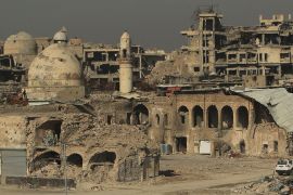 الموصل شهدت دمارا كبيرا بسبب المعارك العنيفة التي استمرت نحو 9 أشهر (رويترز)
