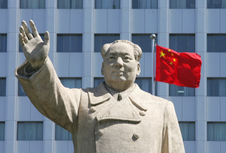 A statue of late Chinese leader Mao Zedong is seen at a university in Beijing September 8, 2006. Mao died 30 years ago this Saturday. The anniversary will pass with limited fanfare in China, where the line between Mao history and myth is kept as blurry as his legacy is mixed. REUTERS/Jason Lee (CHINA)