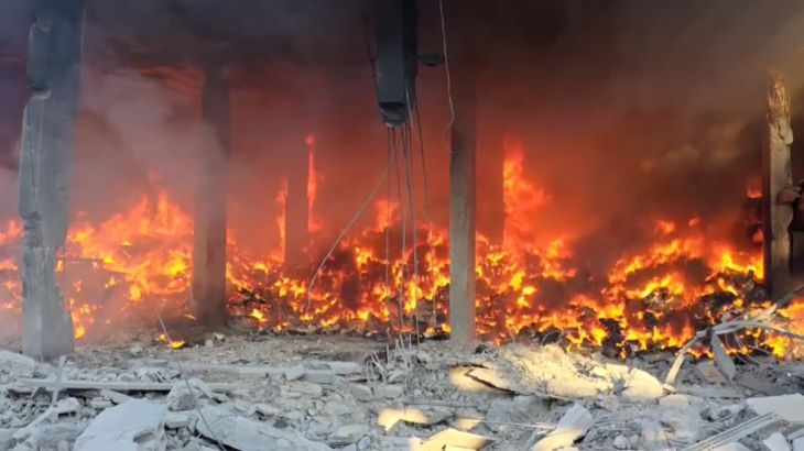 شاهد.. اندلاع حريق ضخم في عدد من منازل جباليا بعد قصف إسرائيلي