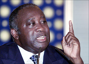 Ivory Coast President Laurent Gbagbo speaks during a press conference in Abidjan March 1, 2003. Gbagbo defiantly denied any involvement in shadowy death squads on Saturday and promised to fight those undermining his rule as leader of the war-riven West African nation. REUTERS/Luc Gnago