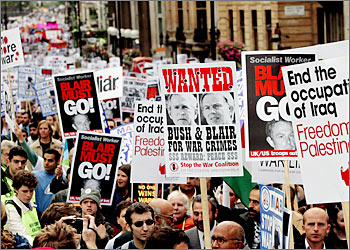 Thousands of people march through central London during an anti war rally organized by Stop The War Coalition on the eve of the Labour Party conference 27 September 2003. Organizers predict a huge turnout due to mounting public anger over the government's "lies". AFP PHOTO Nicolas ASFOURI
